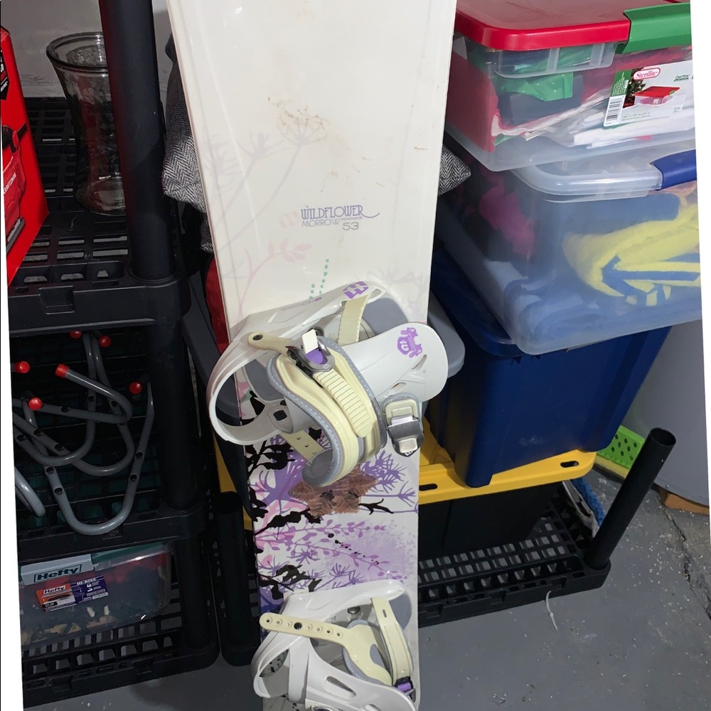 Morrow snowboard and bindings
